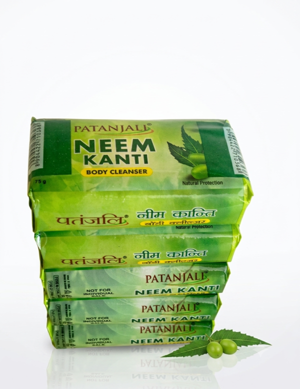 Patanjali Neem Kanti Body Cleanser (Buy 4 Get 1 Free Multipack)